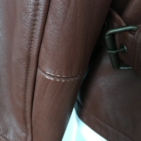 Danier Vintage leather bomber jacket mid brown (s) - Picture 9 of 13